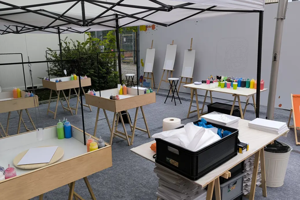 Action Painting jako atrakcja na festiwal